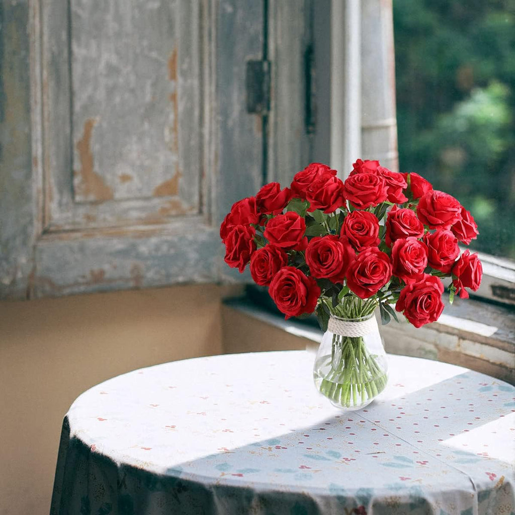 12Pcs Artificial Red Roses Flowers Silk Realistic Roses with Long Stems Fake Roses in Bulk for DIY Wedding Party Home Decoration(Red)